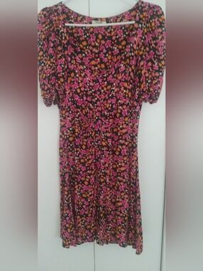 Floral Puff-Sleeve Mini Dress in Pink & Orange